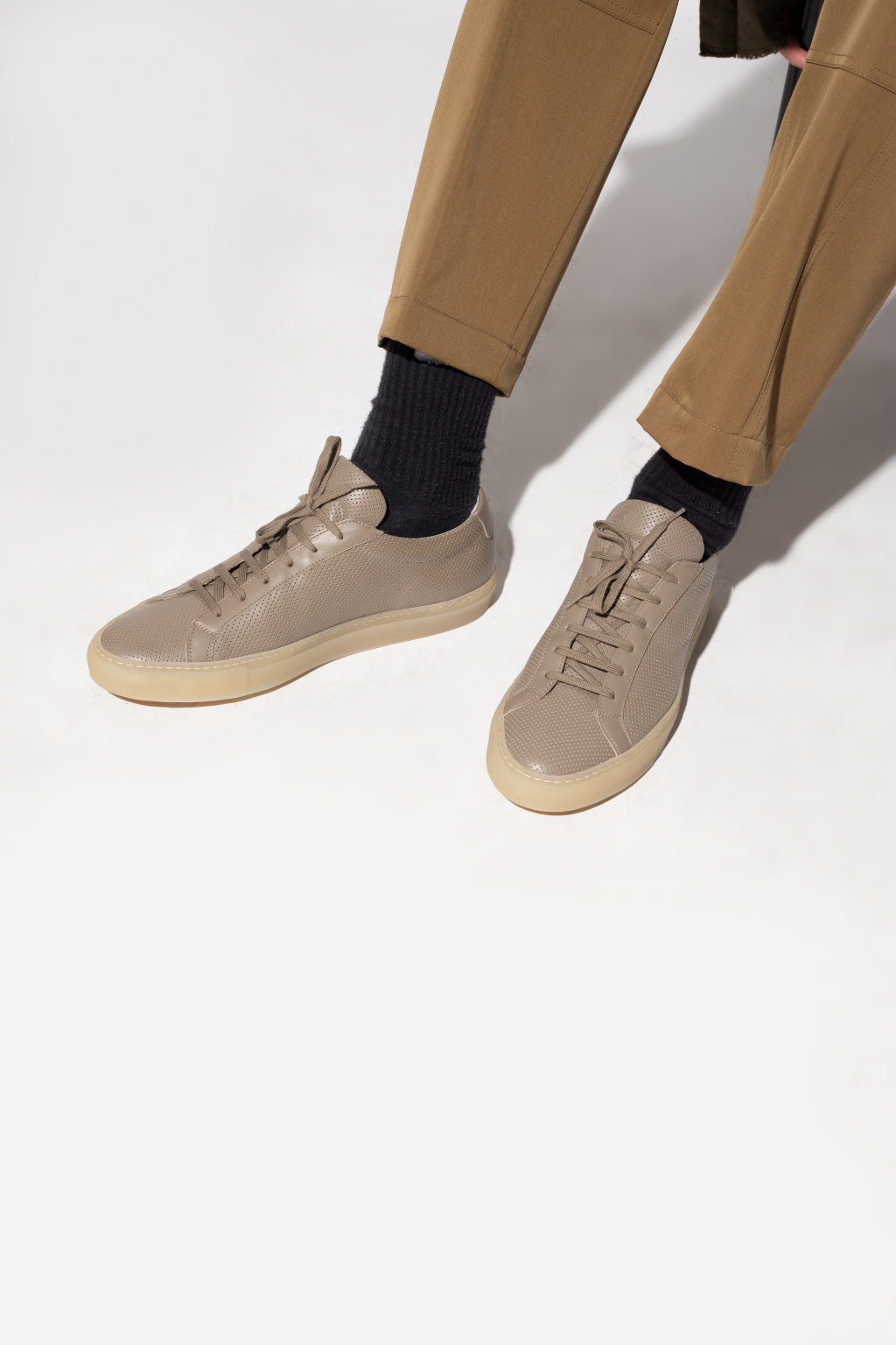 Common projects achilles low hot sale taupe